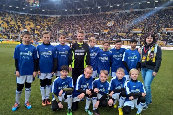 Ein ganz besonderer Tag für unsere D2-Jugend bei Dynamo