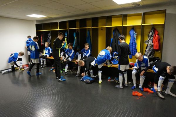 Ein ganz besonderer Tag für unsere D2-Jugend bei Dynamo