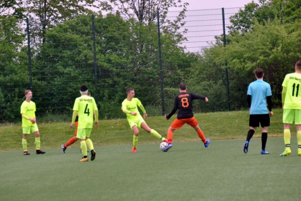 Bilder vom Spiel 1.FC Pirna gegen SSV Neustadt Sachsen