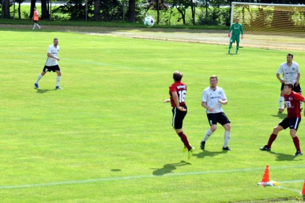 Bilder vom Spiel SSV Neustadt/Sachsen gegen VfB Weißwasser