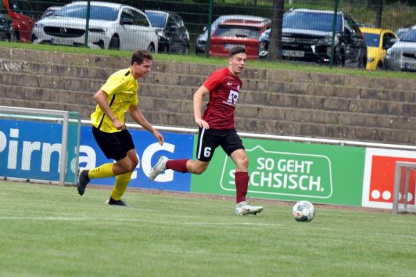 Bilder vom Spiel SSV Neustadt/Sachsen gegen SV Rabenau