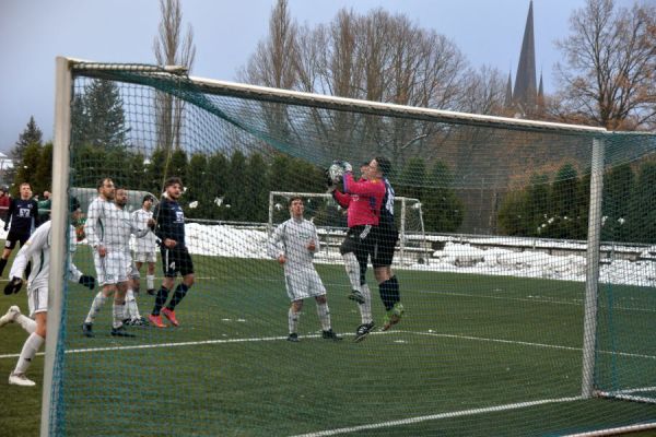 Bilder vom Spiel SSV Neustadt/Sachsen gegen Dorfhainer SV
