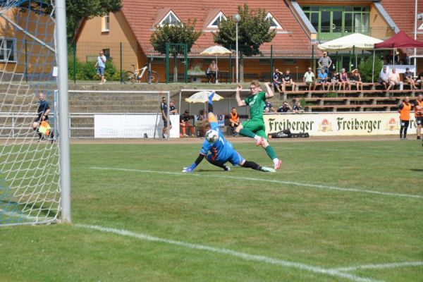 Bilder vom Spiel SSV Neustadt/Sachsen gegen SG Empor Possendorf