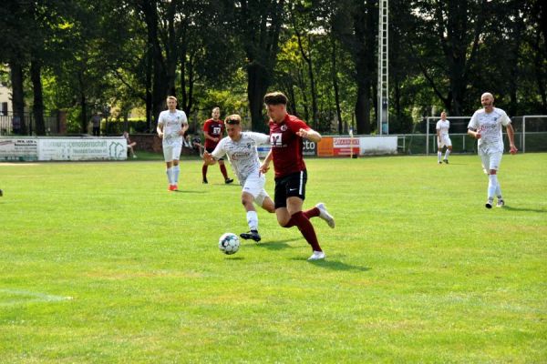 Bilder vom Spiel SSV Neustadt/Sachsen gegen FSV 1923 Lohmen