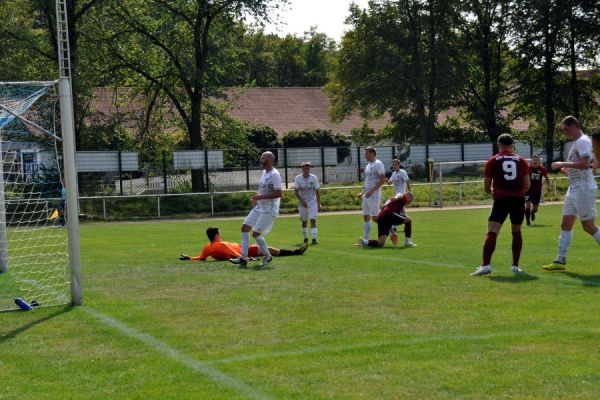 Bilder vom Spiel SSV Neustadt/Sachsen gegen FSV 1923 Lohmen