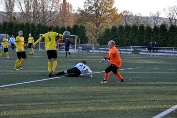 Bilder vom Spiel SSV Neustadt/Sachsen gegen SV Rabenau