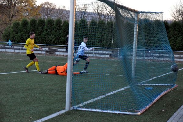 Bilder vom Spiel SSV Neustadt/Sachsen gegen SV Rabenau