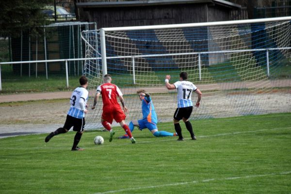 Bilder vom Spiel SSV Neustadt/Sachsen gegen 1. FC Pirna