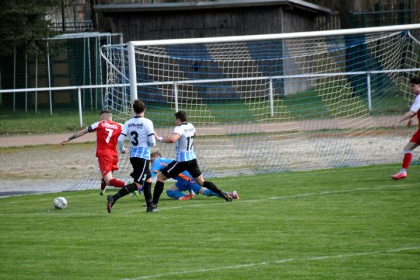 Bilder vom Spiel SSV Neustadt/Sachsen gegen 1. FC Pirna