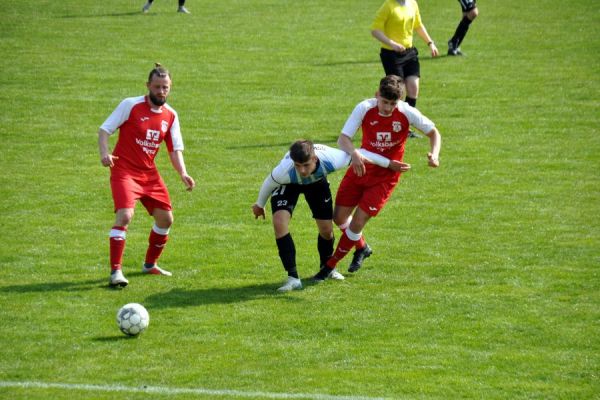 Bilder vom Spiel SSV Neustadt/Sachsen gegen 1. FC Pirna